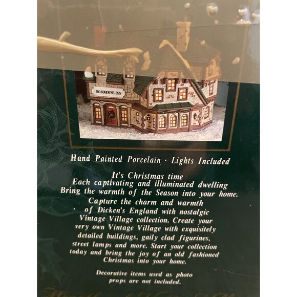 Dickens Keepsakes Roadhouse inn Porcelain Lighted House Light Kit - Picture 4 of 16